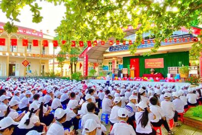 TƯNG BỪNG CHÀO ĐÓN NGÀY KHAI GIẢNG NĂM HỌC MỚI