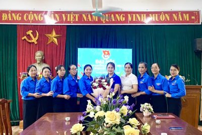 TUỔI TRẺ TRƯỜNG TIỂU HỌC MỘC HOÀN CHÀO MỪNG 95 NĂM NGÀY THÀNH LẬP ĐOÀN